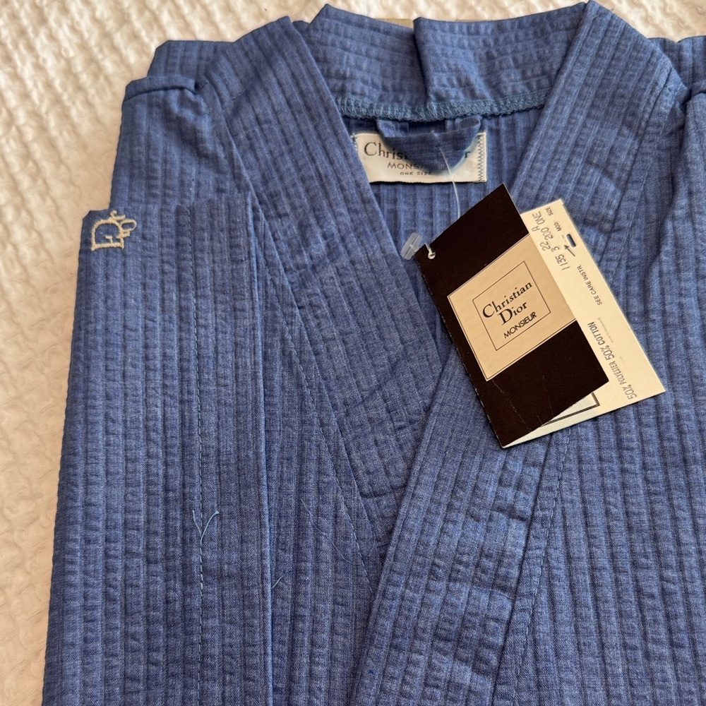 Dior Textured Blue Robe - Picture 2 of 4